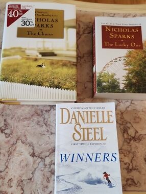 Nicholas Sparks Danielle Steel Romance Fiction lot